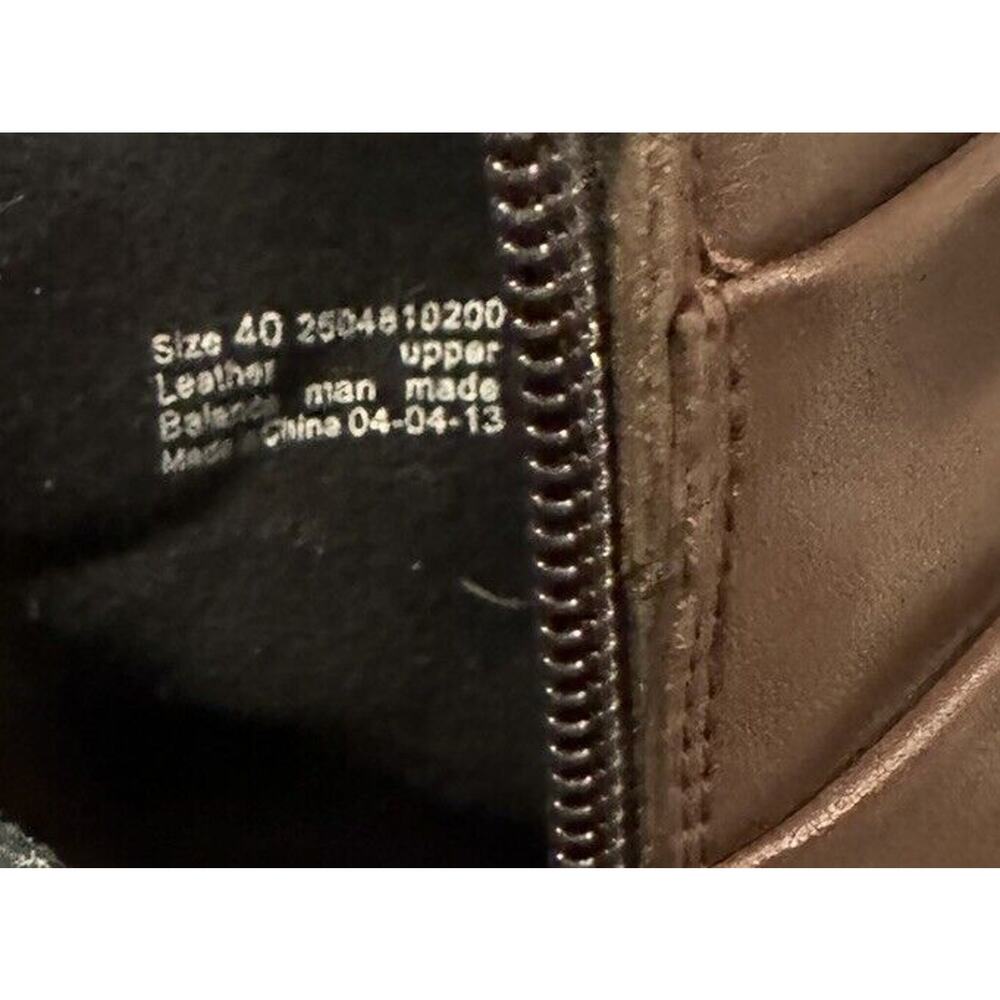 DANSKO Brown Leather "Baker" Heeled Booties With Button Detail Sz 40 US 9.5-10 - Picture 9 of 10